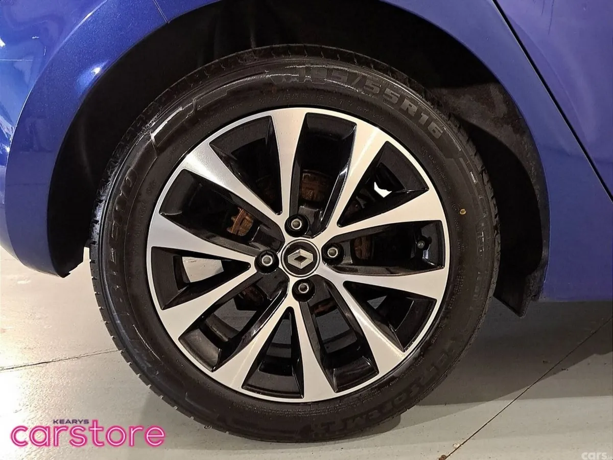 Renault Clio Hatchback, Petrol, 2021, Blue