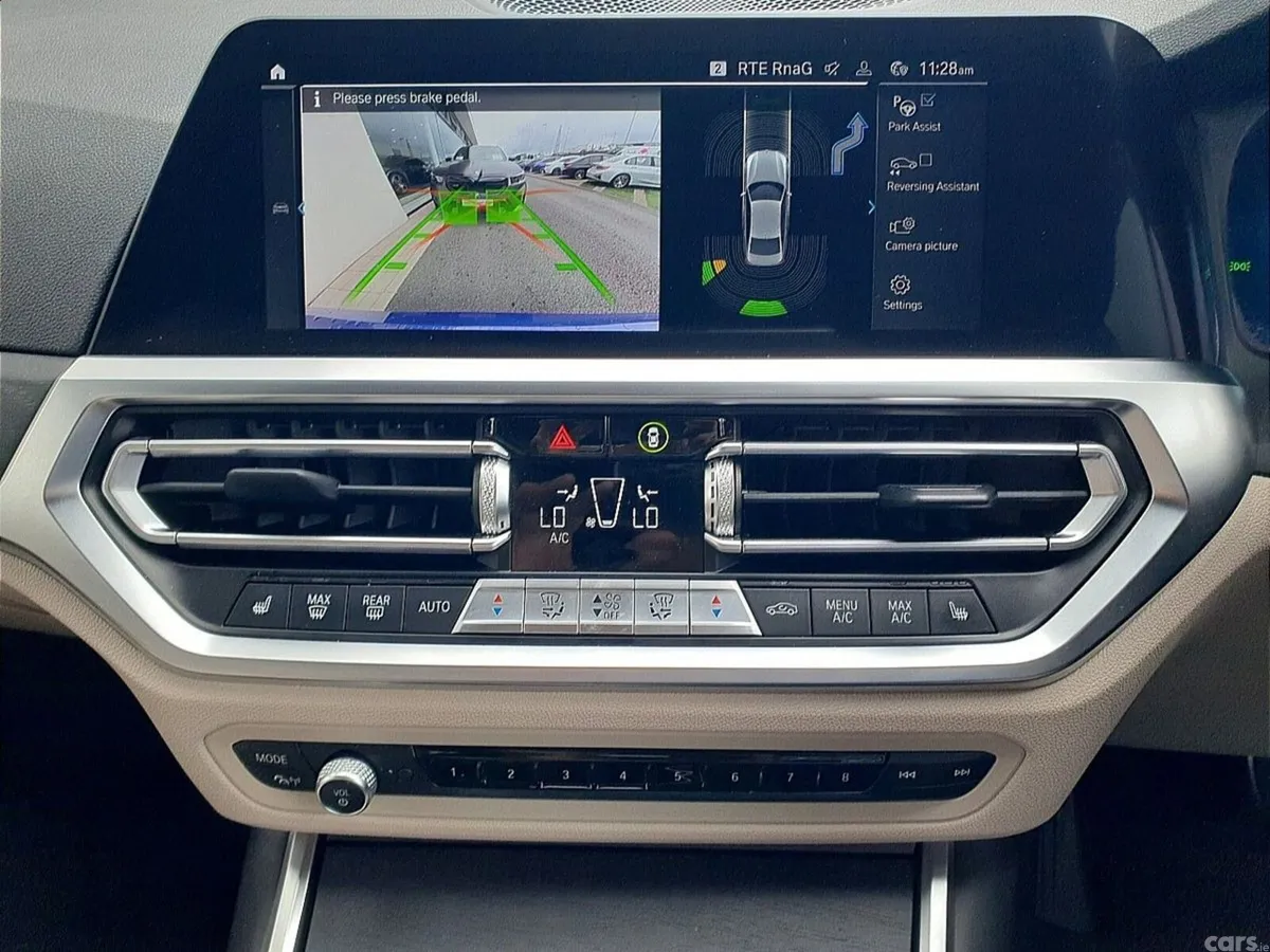 BMW 3-Series Saloon, Petrol Plug-in Hybrid, 2021, Blue