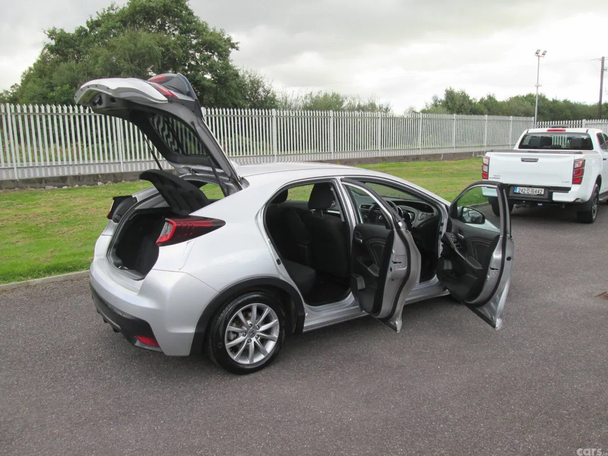 Honda Civic Hatchback, Petrol, 2016, Silver