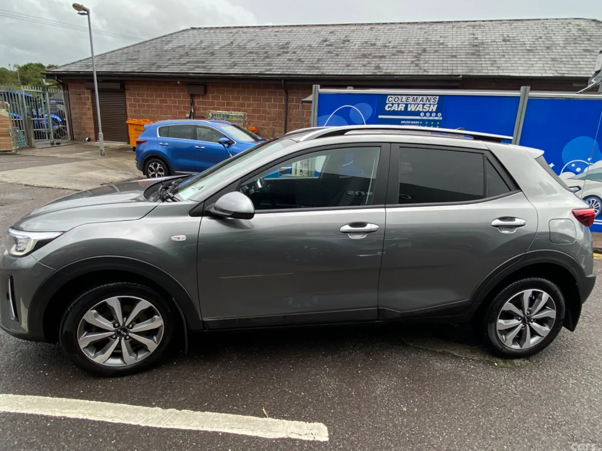 Kia Stonic Estate/Jeep, Petrol, 2025, Grey