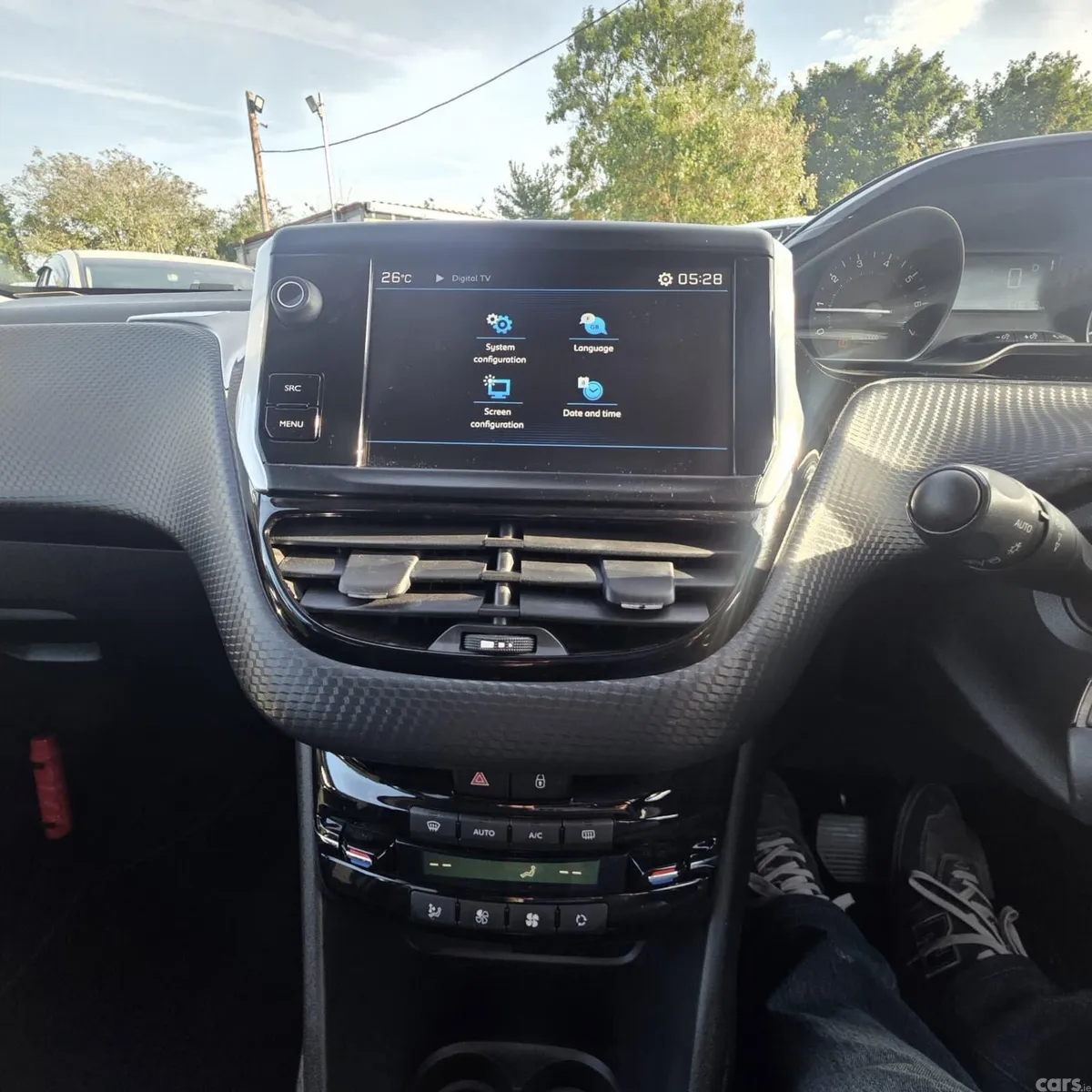 Peugeot 208 Hatchback, Petrol, 2018, Red