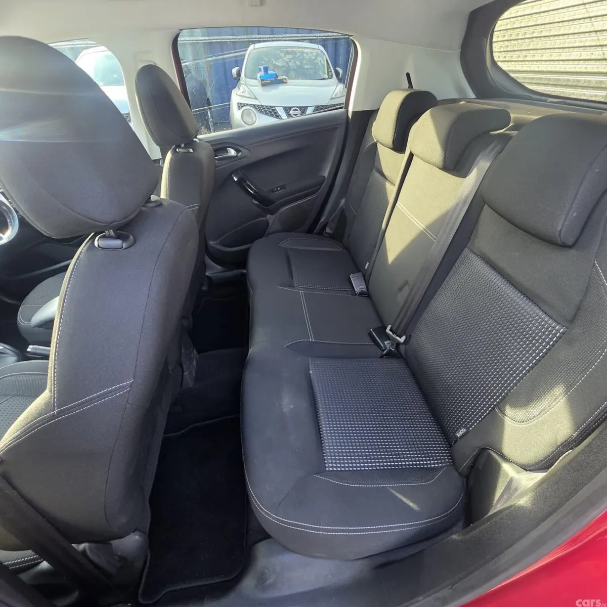Peugeot 208 Hatchback, Petrol, 2018, Red