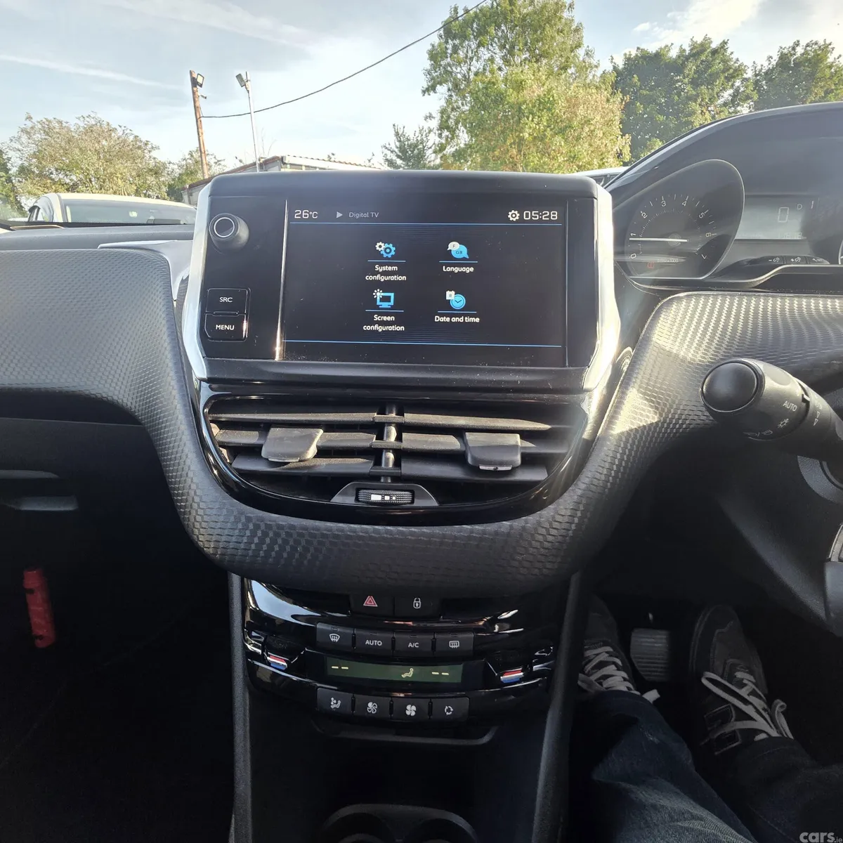 Peugeot 208 Hatchback, Petrol, 2018, Red