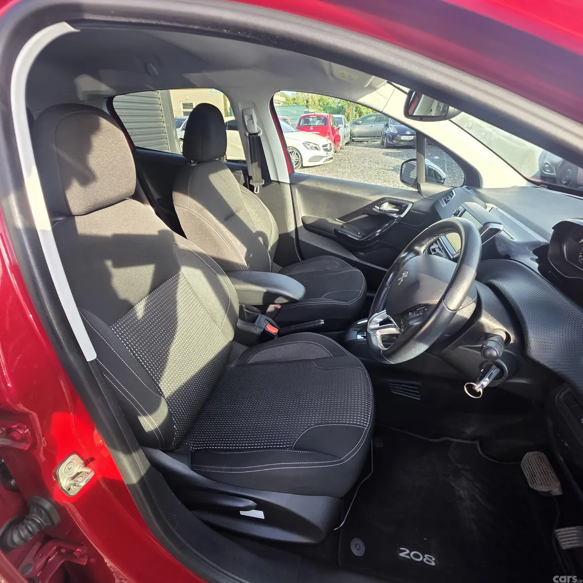 Peugeot 208 Hatchback, Petrol, 2018, Red