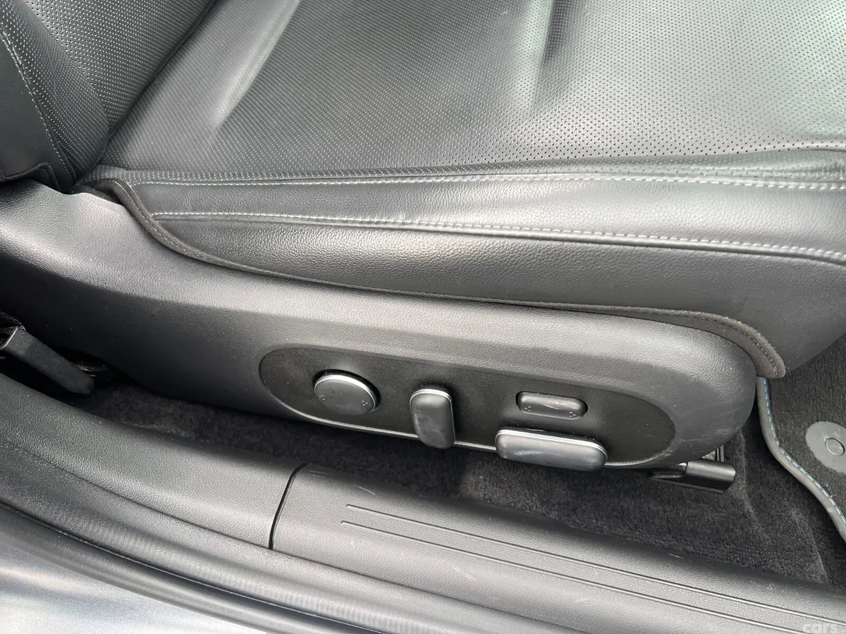 Hyundai IONIQ 6 Saloon, Electric, 2024, Grey