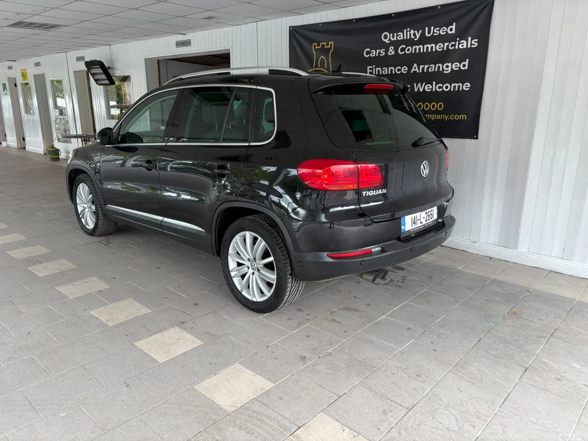 Volkswagen Tiguan SUV, Diesel, 2014, Black