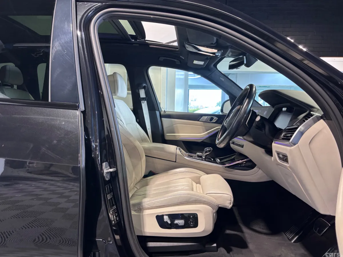 BMW X7 Estate/Jeep, Diesel, 2019, Black