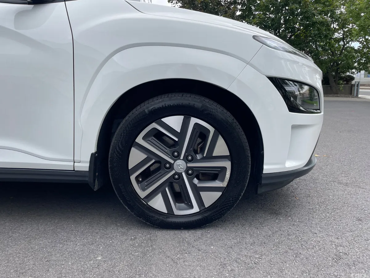 Hyundai KONA MPV, Electric, 2022, White