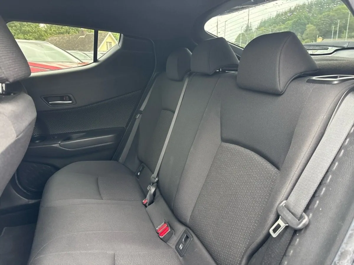 Toyota C-HR SUV, Petrol Hybrid, 2019, Grey