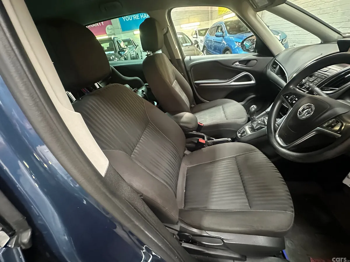 Vauxhall Zafira MPV, Diesel, 2016, Blue