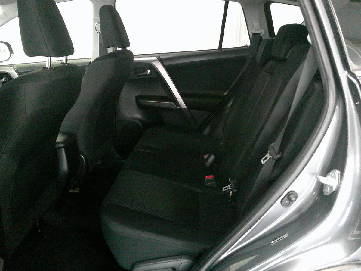 Toyota RAV4 SUV, Diesel, 2017, Grey