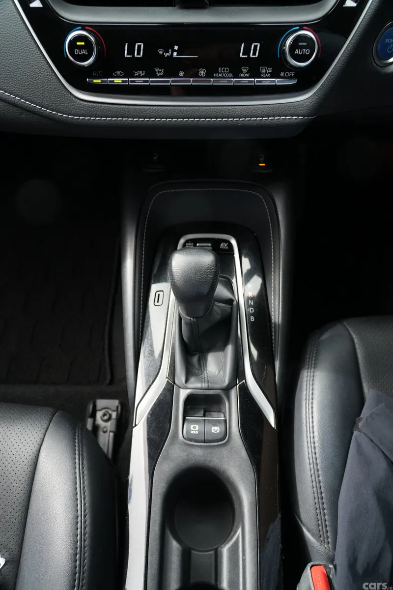 Toyota Corolla Hatchback, Petrol Hybrid, 2019, White