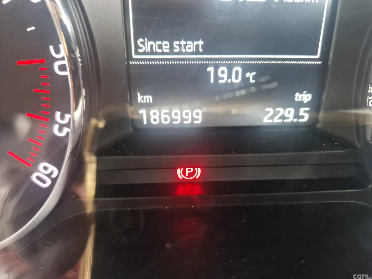 Skoda Octavia Estate, Diesel, 2016, Beige