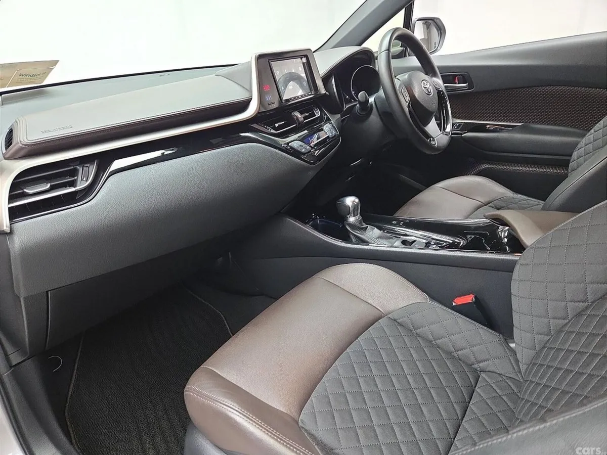 Toyota C-HR SUV, Petrol Hybrid, 2017, Grey