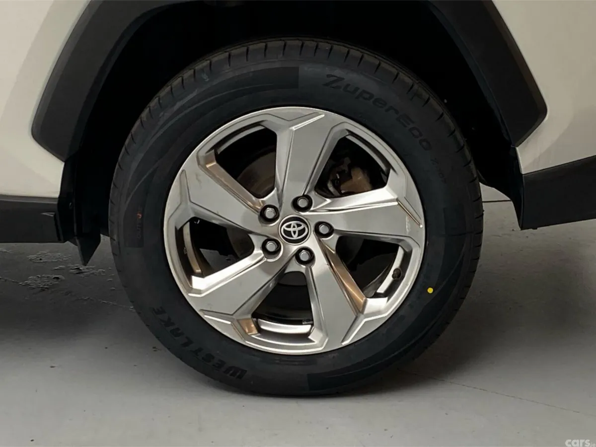 Toyota RAV4 SUV, Petrol, 2021, White