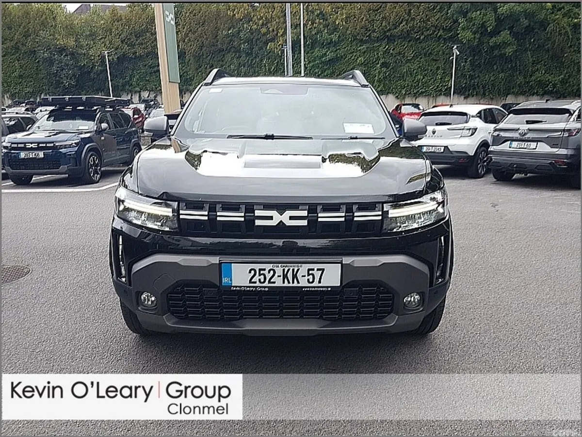 Dacia Duster SUV, Petrol Hybrid, 2025, Black