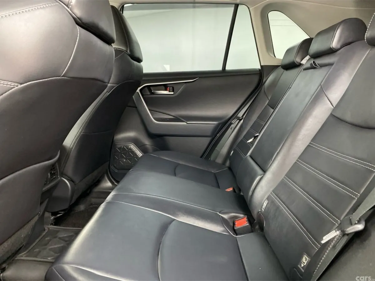 Toyota RAV4 SUV, Petrol, 2021, White