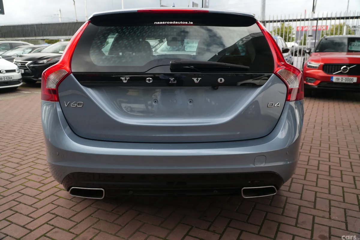 Volvo V60 Estate, Diesel, 2017, Blue