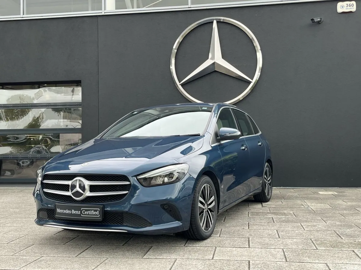 Mercedes-Benz B-Class MPV, Petrol, 2022, Blue