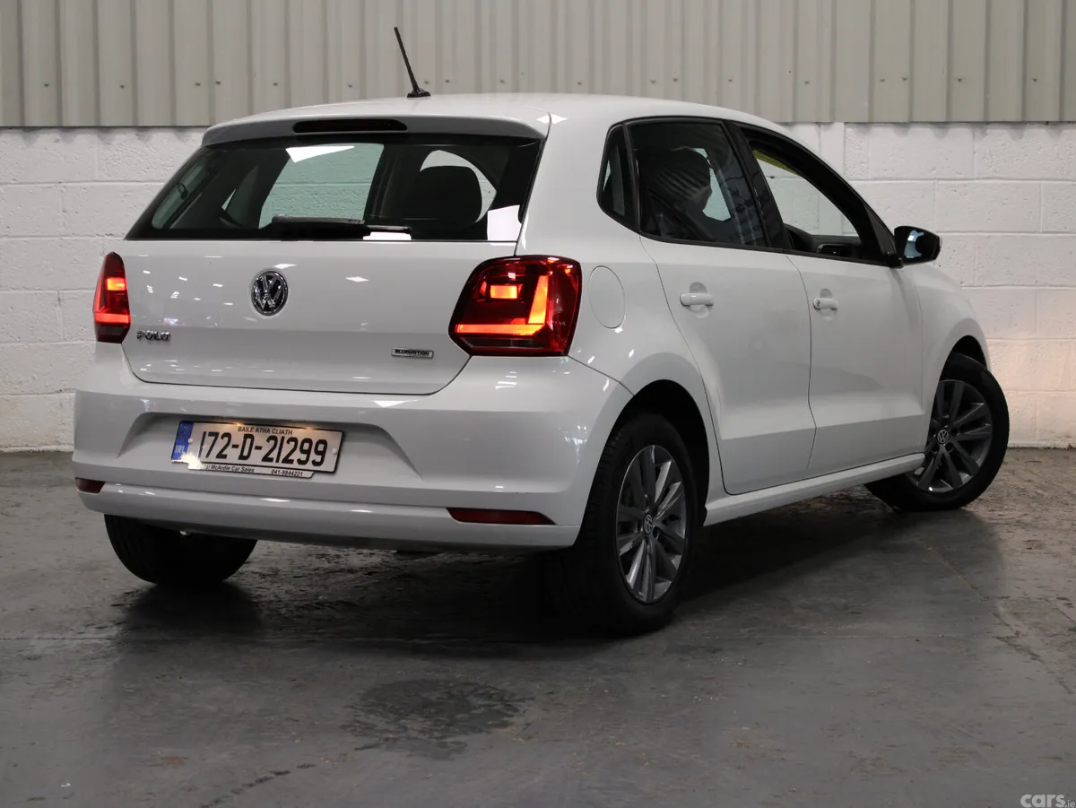 Volkswagen Polo Hatchback, Petrol, 2017, White