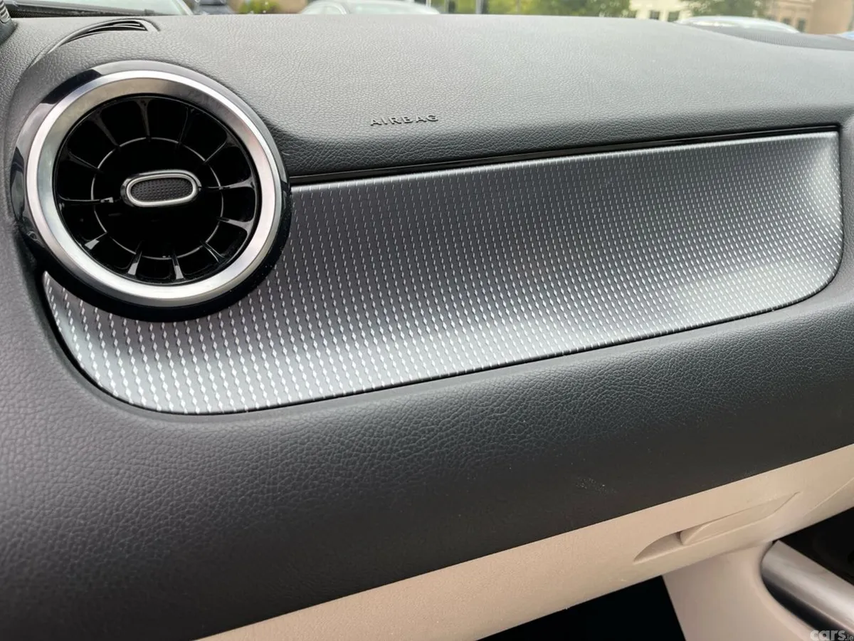 Mercedes-Benz B-Class MPV, Petrol, 2022, Blue