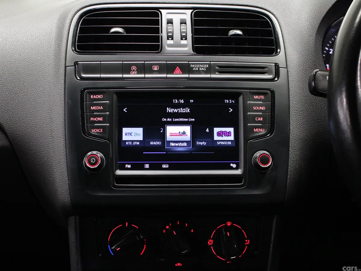 Volkswagen Polo Hatchback, Petrol, 2017, White