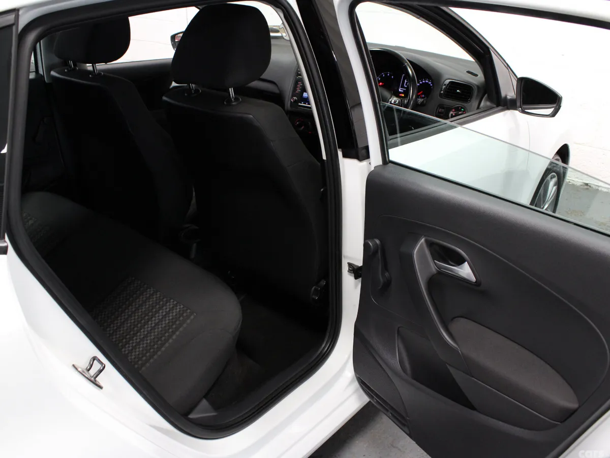 Volkswagen Polo Hatchback, Petrol, 2017, White