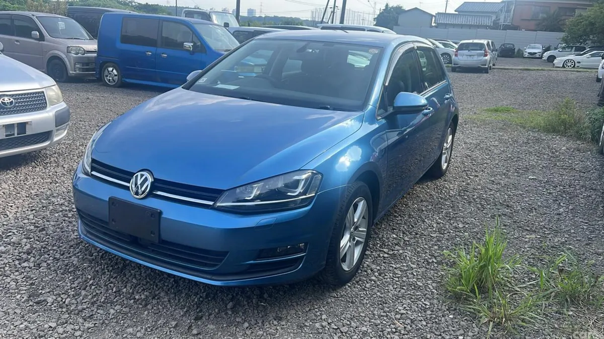 Volkswagen Golf Hatchback, Petrol, 2015, Blue