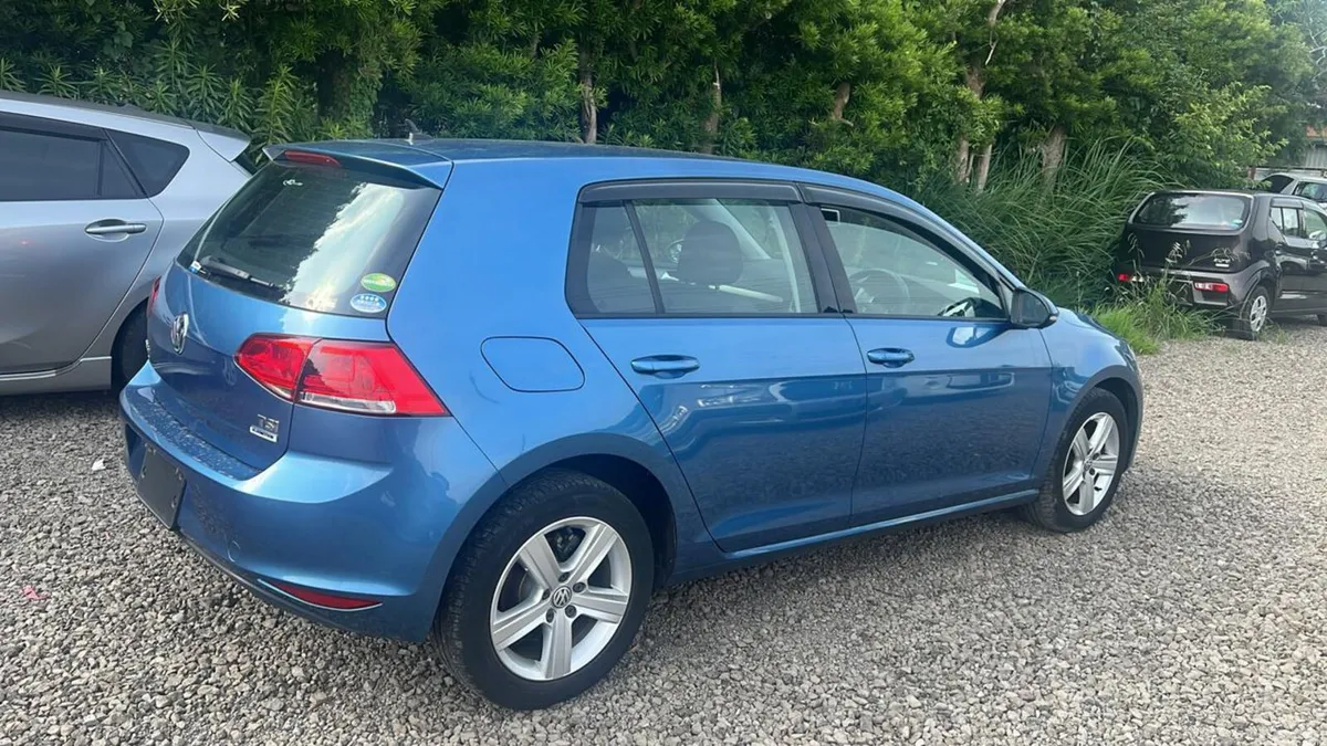 Volkswagen Golf Hatchback, Petrol, 2015, Blue