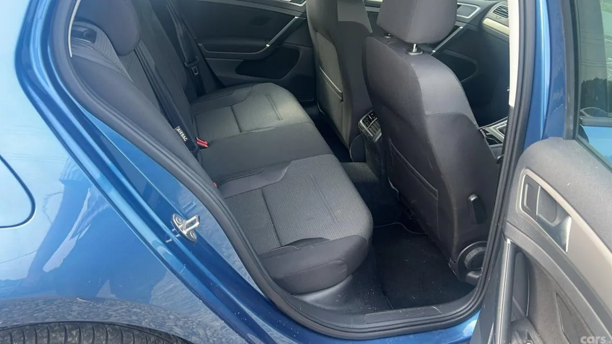 Volkswagen Golf Hatchback, Petrol, 2015, Blue