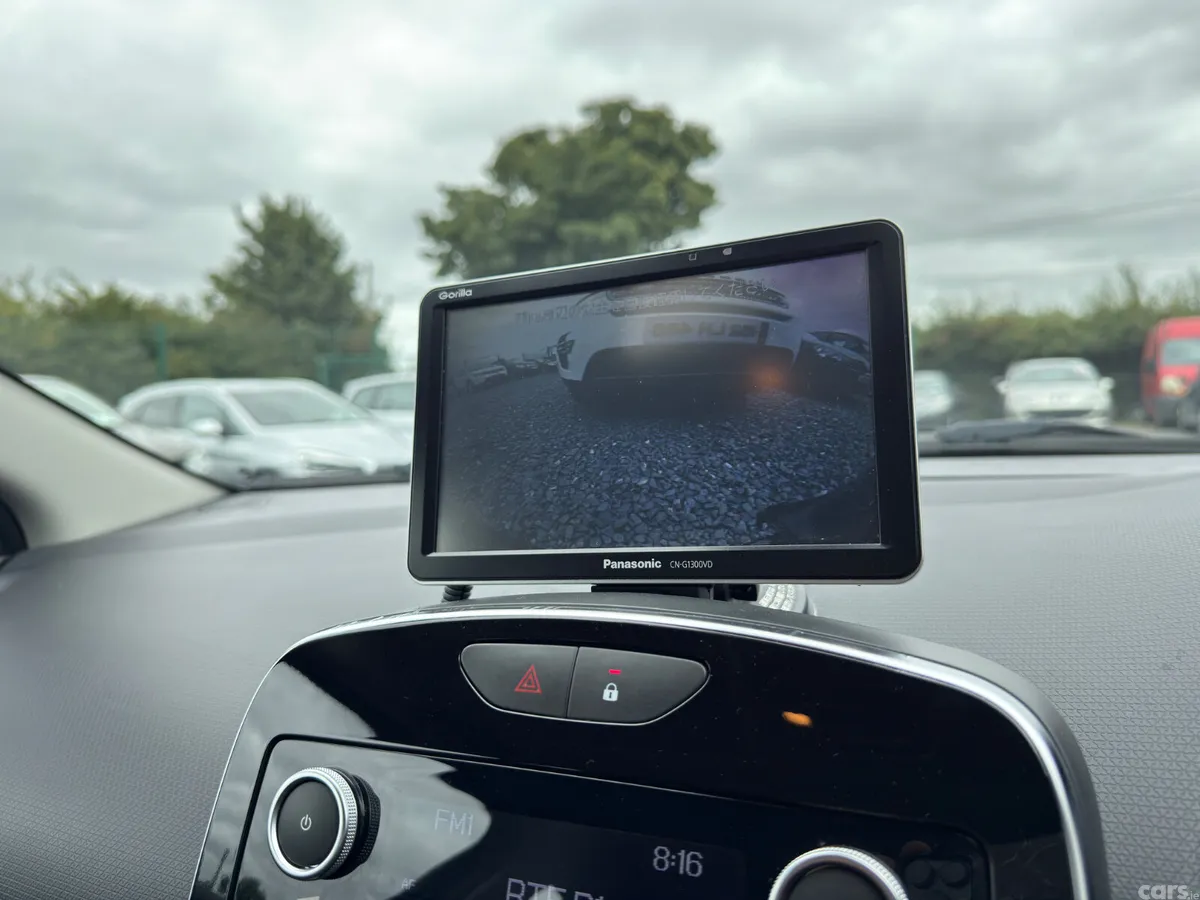 Renault Clio Hatchback, Petrol, 2019, Blue