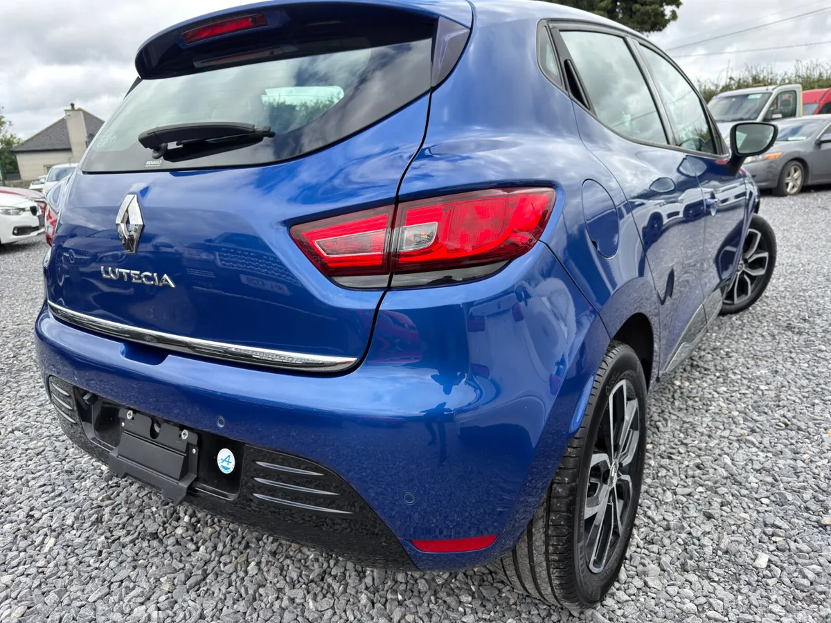 Renault Clio Hatchback, Petrol, 2019, Blue