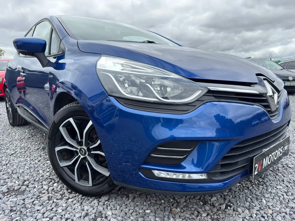 Renault Clio Hatchback, Petrol, 2019, Blue
