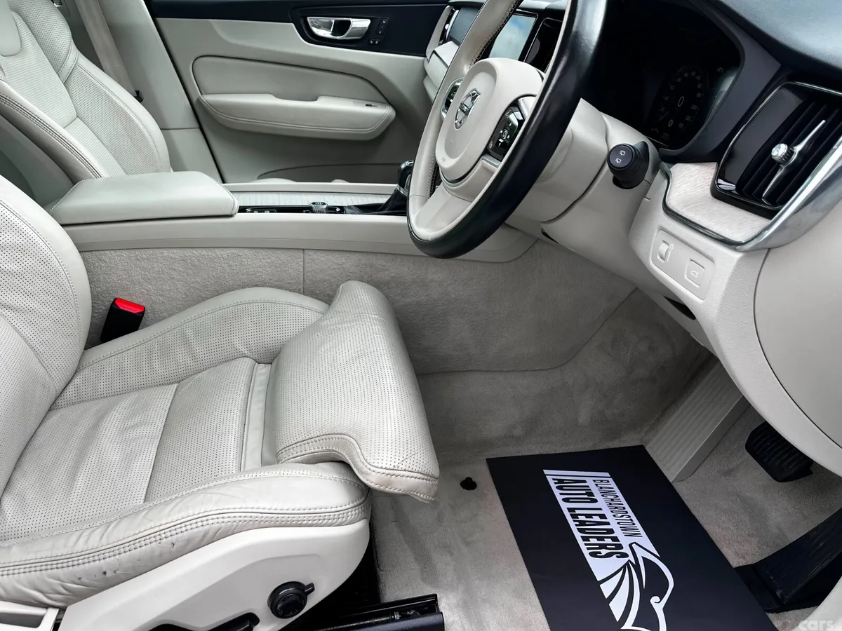 Volvo XC60 SUV, Diesel, 2018, White