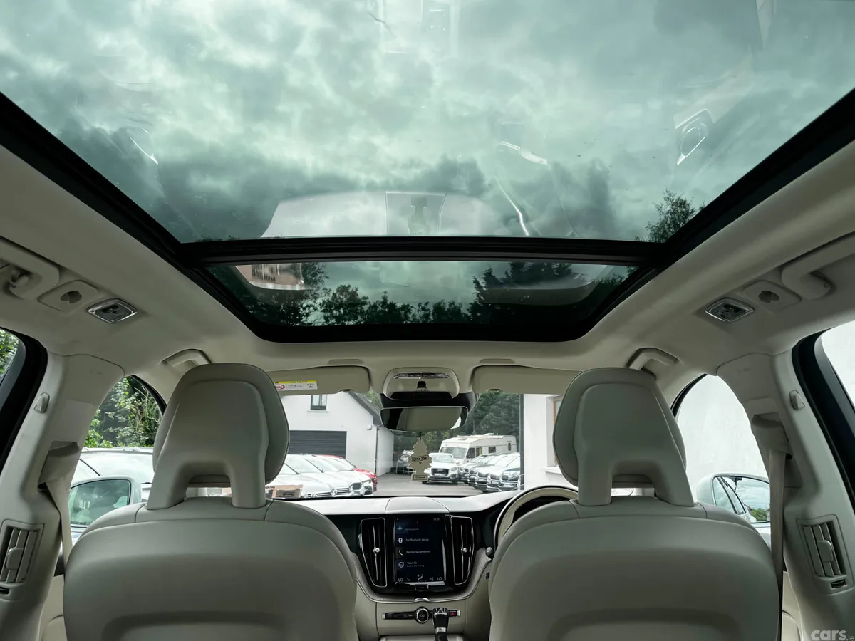 Volvo XC60 SUV, Diesel, 2018, White