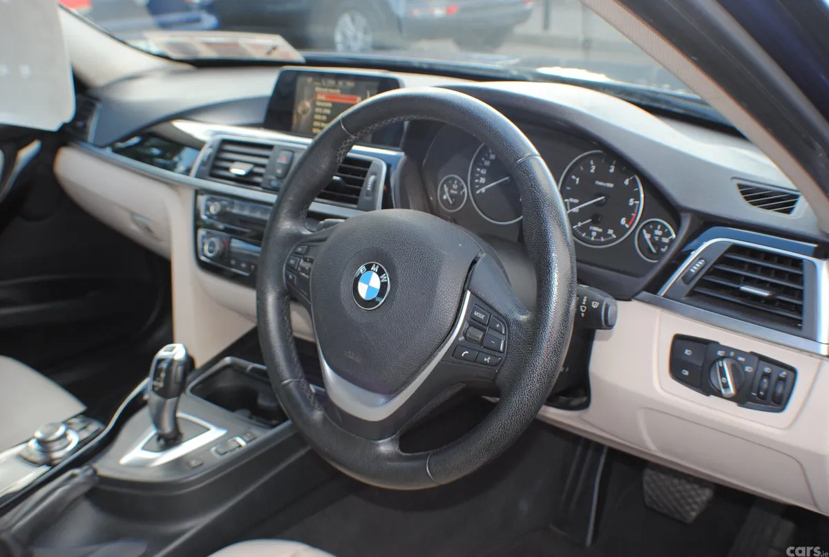 BMW 3-Series Saloon, Diesel, 2016, Blue