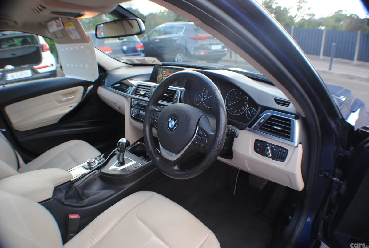 BMW 3-Series Saloon, Diesel, 2016, Blue