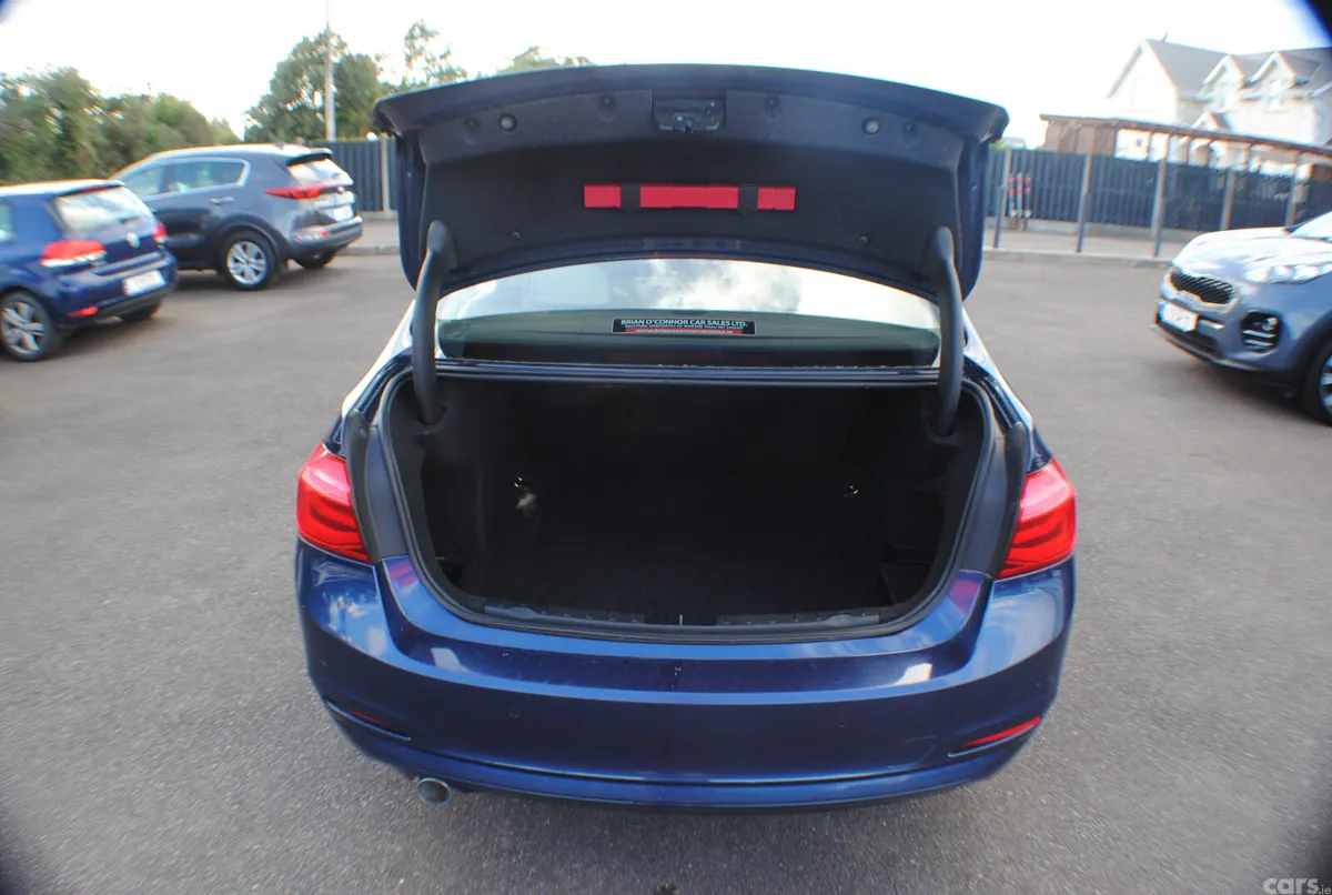 BMW 3-Series Saloon, Diesel, 2016, Blue