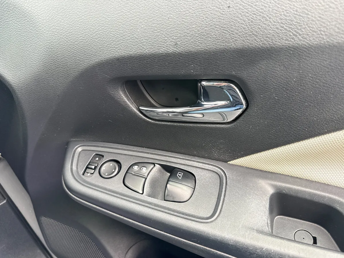 Nissan Micra Hatchback, Petrol, 2021, Grey