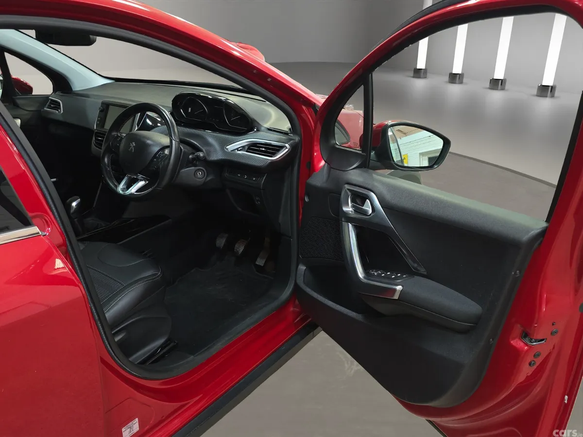 Peugeot 2008 Estate, Petrol, 2019, Red