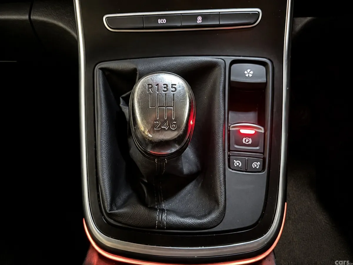 Renault Grand Scenic MPV, Diesel, 2018, Red