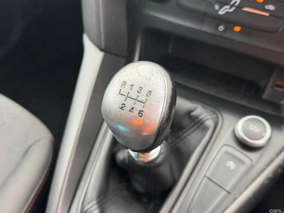 Ford Focus Hatchback, Diesel, 2018, Black