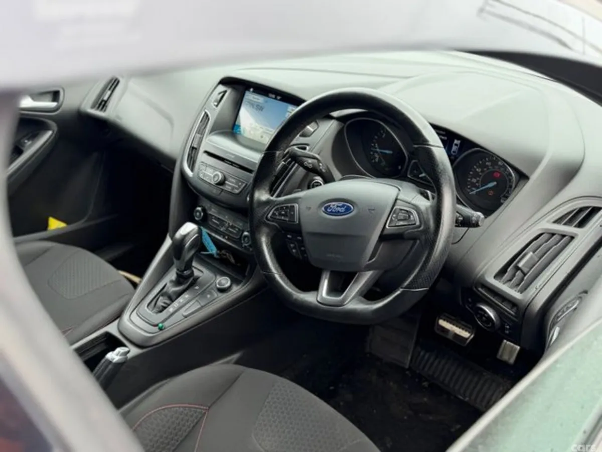 Ford Focus Hatchback, Diesel, 2017, Blue