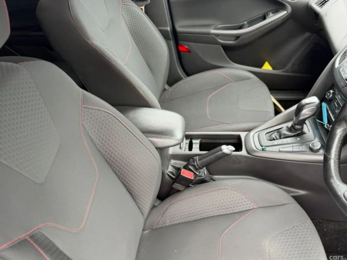 Ford Focus Hatchback, Diesel, 2017, Blue