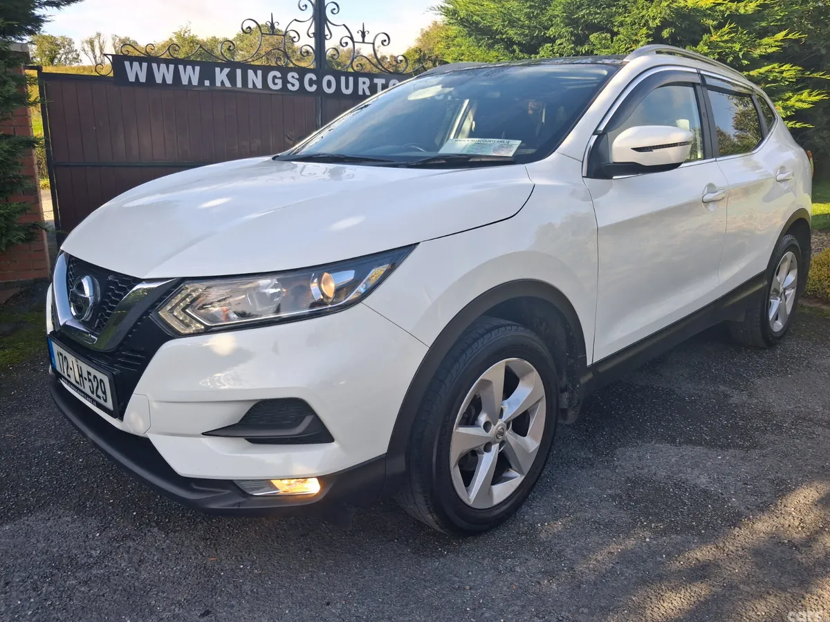 Nissan Qashqai SUV, Diesel, 2017, White
