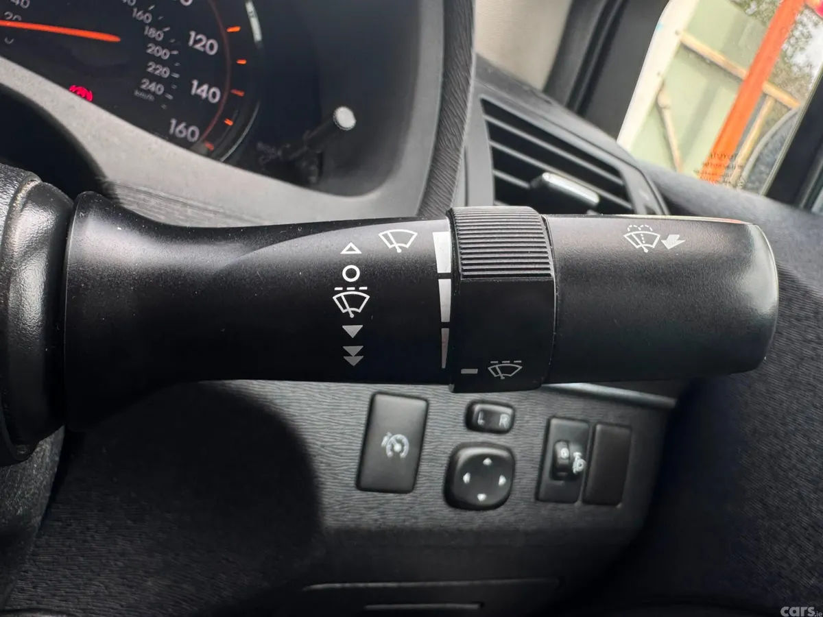 Toyota Avensis Saloon, Diesel, 2011, Black