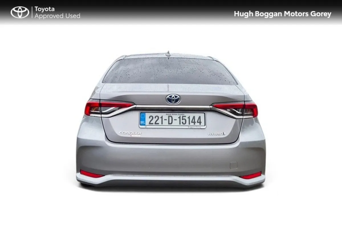 Toyota Corolla Saloon, Petrol Hybrid, 2022, Grey