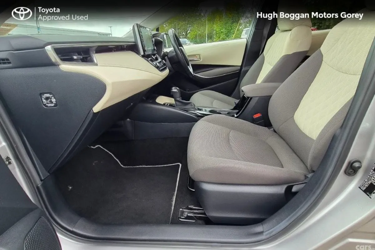 Toyota Corolla Saloon, Petrol Hybrid, 2022, Grey