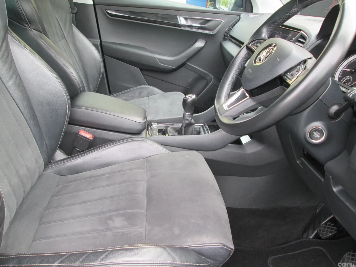 Skoda Karoq SUV, Diesel, 2018, Blue