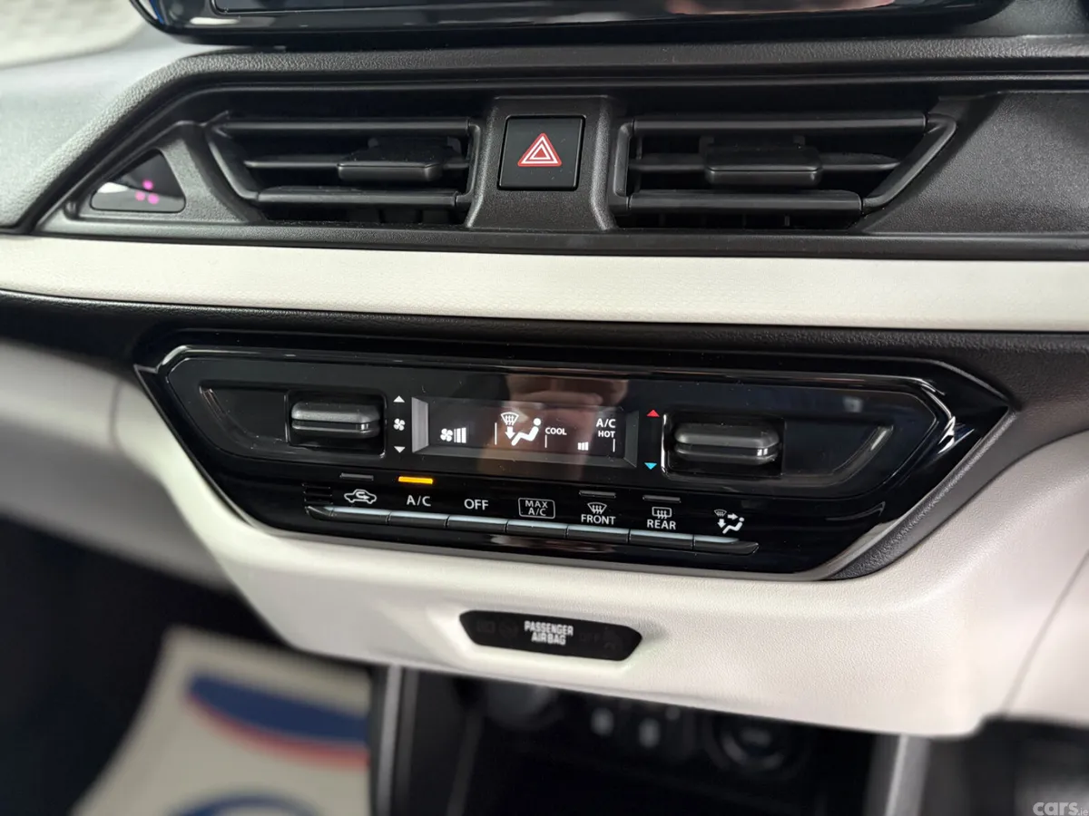 Suzuki Swift Hatchback, Petrol Hybrid, 2024, Blue